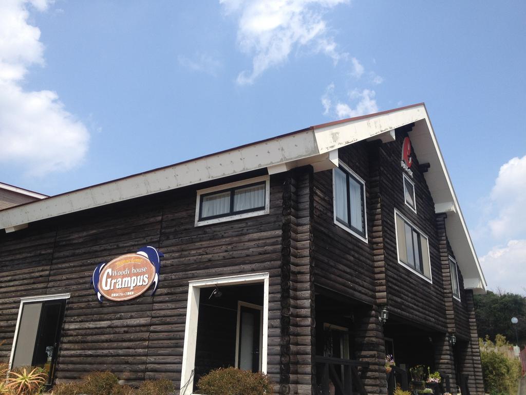 Grampus Inn Ширахама Екстериор снимка