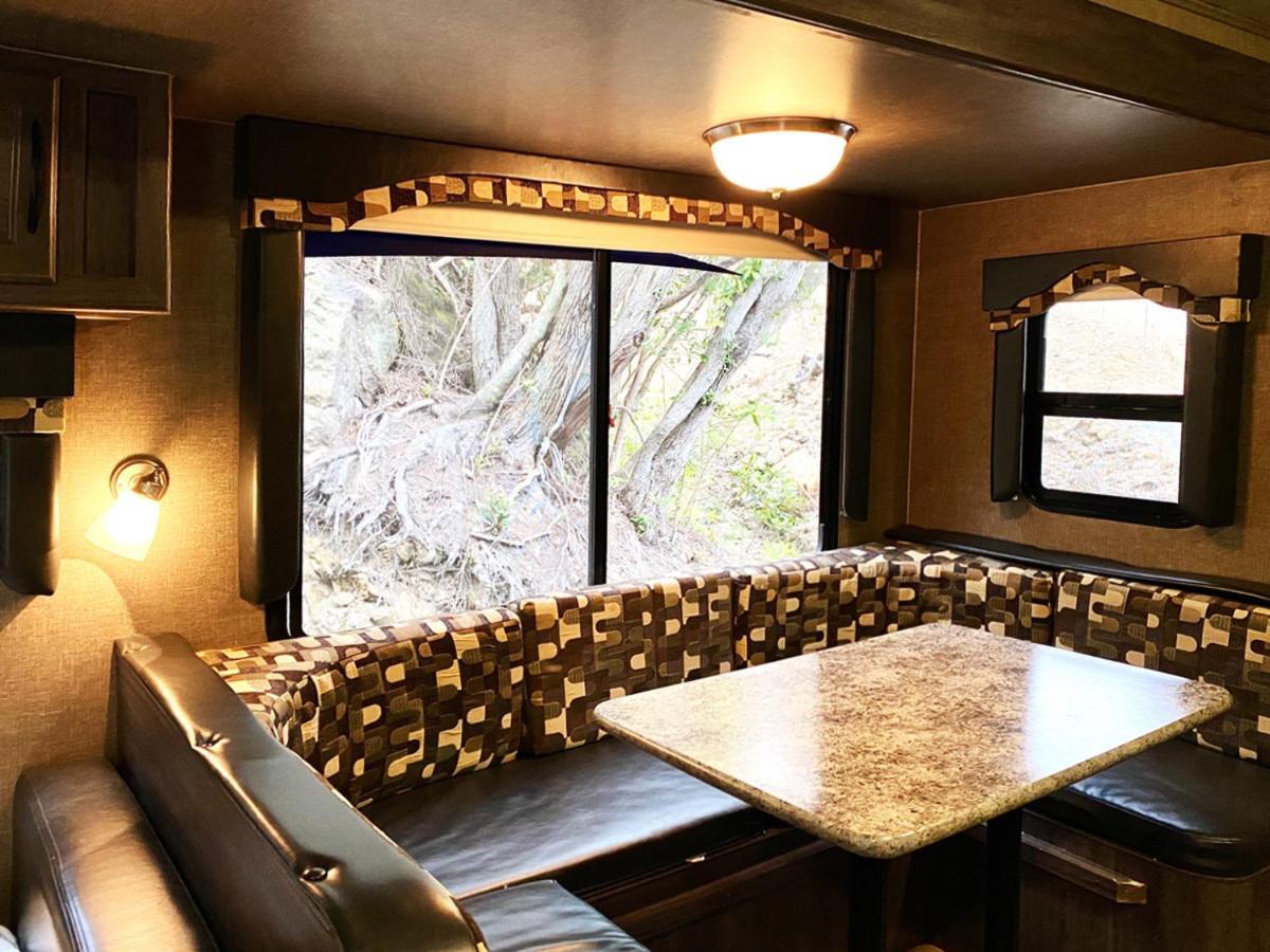Grampus Inn Ширахама Екстериор снимка